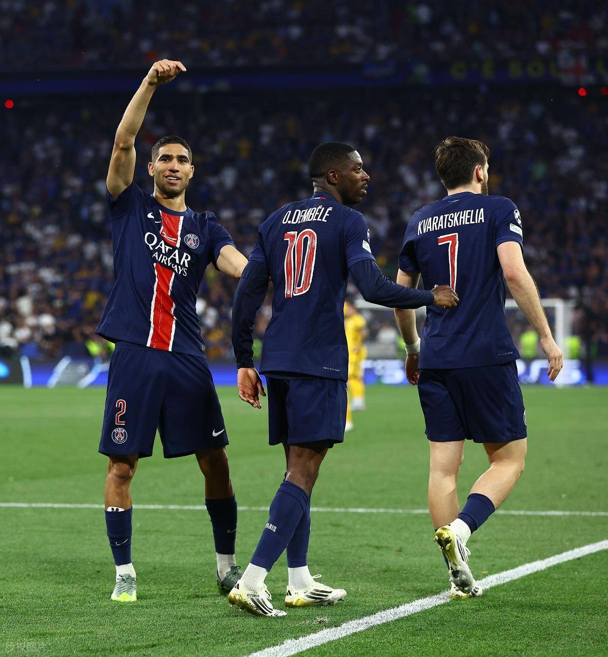 滕帥展示的 滕帥展示的