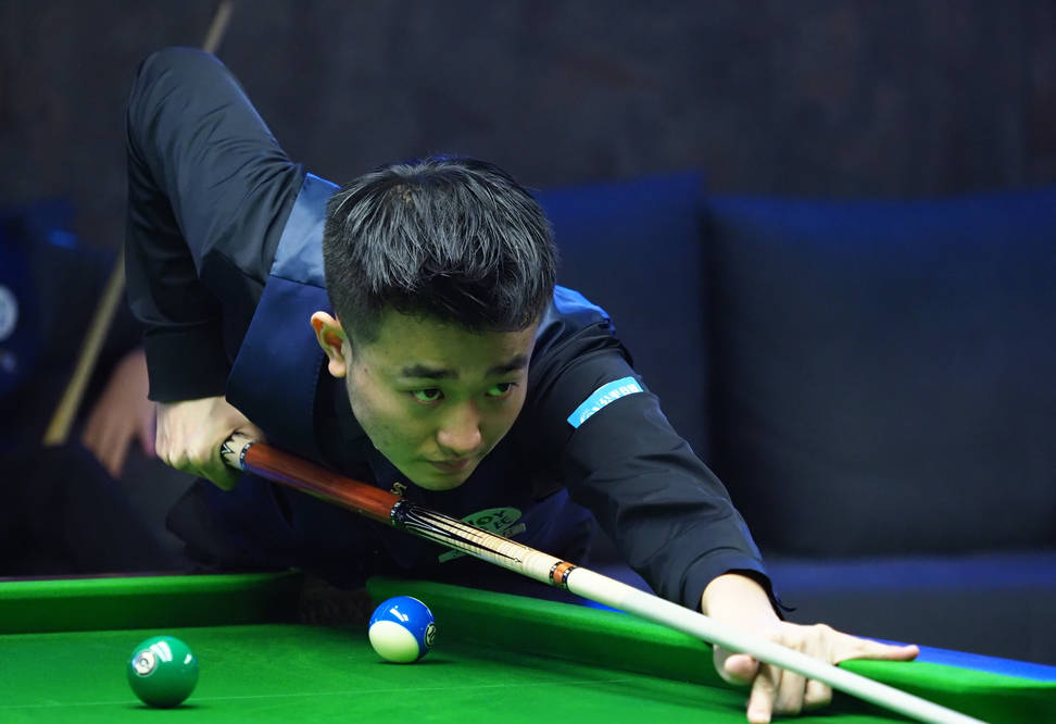 他不仅在场 他不仅在场